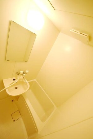 レオパレスアーラOMIYAの物件内観写真